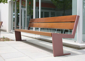 Quatro Wooden Outdoor Bench in Outdoor Setting 2