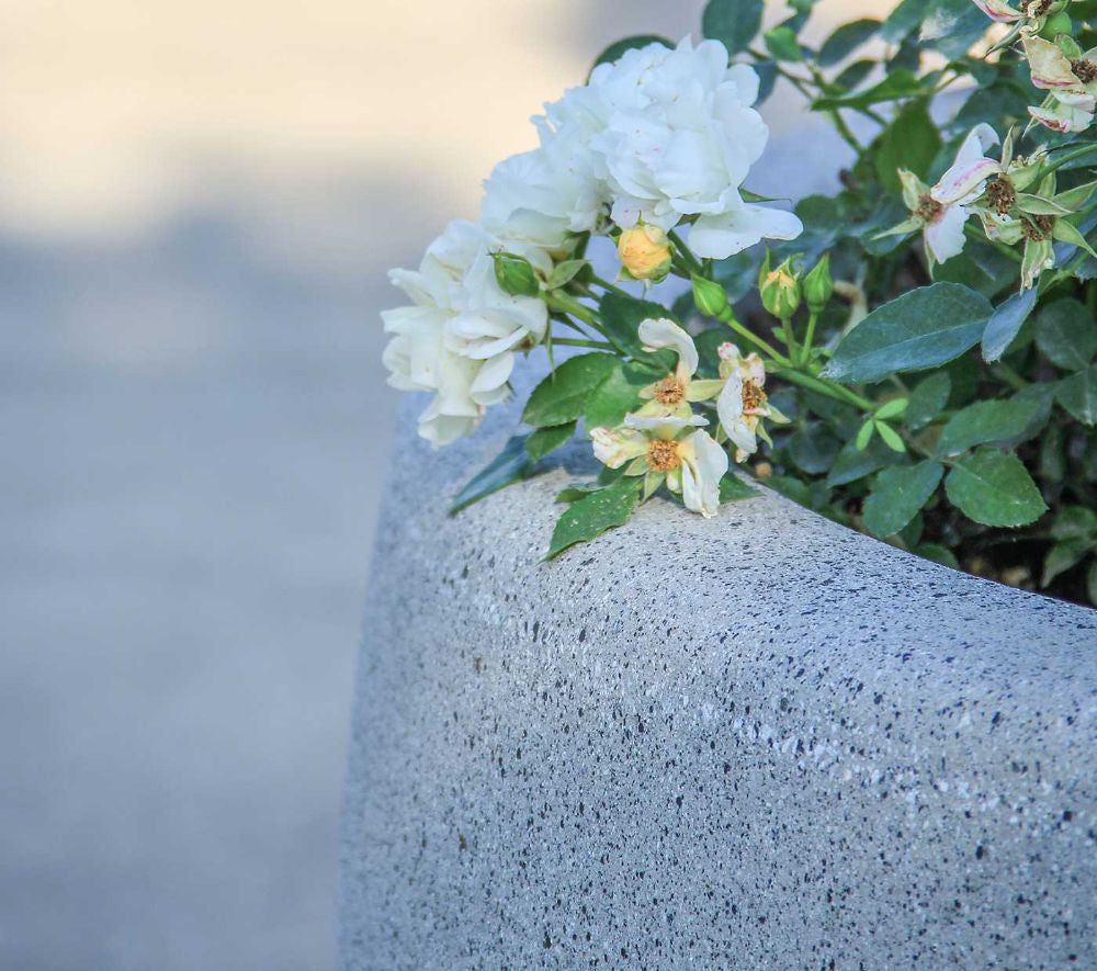 Lisa Medium Outdoor Planter Material Detail