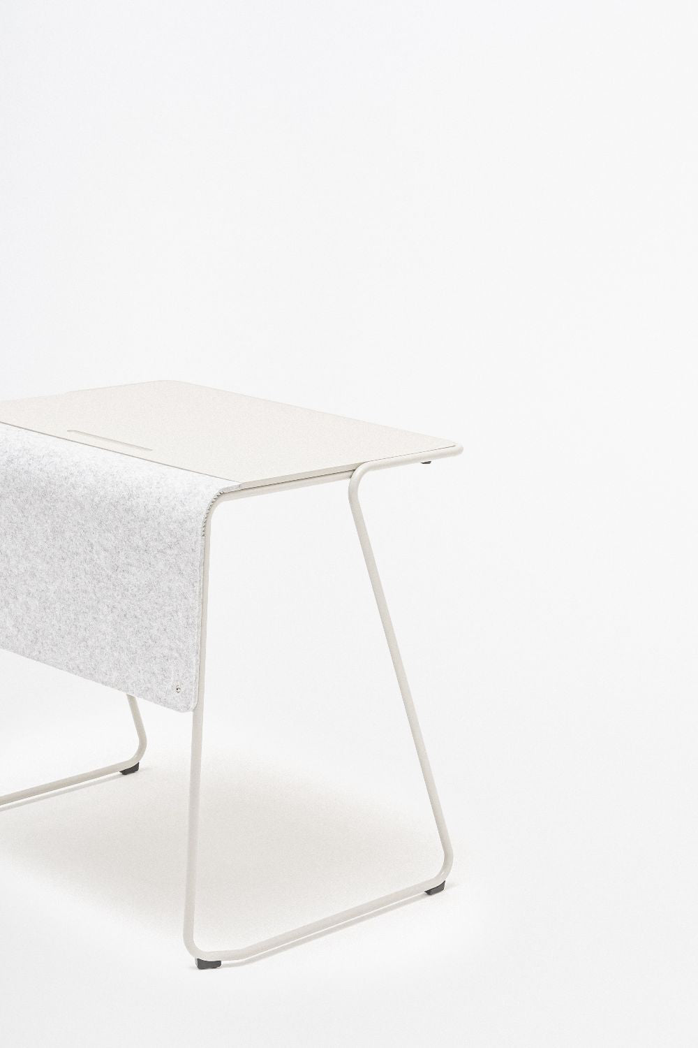 Loop Training Desk with Sled Base Detail 3