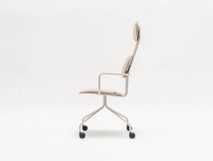 Mdd New School Chair With Headrest On Four Spoke Base 6