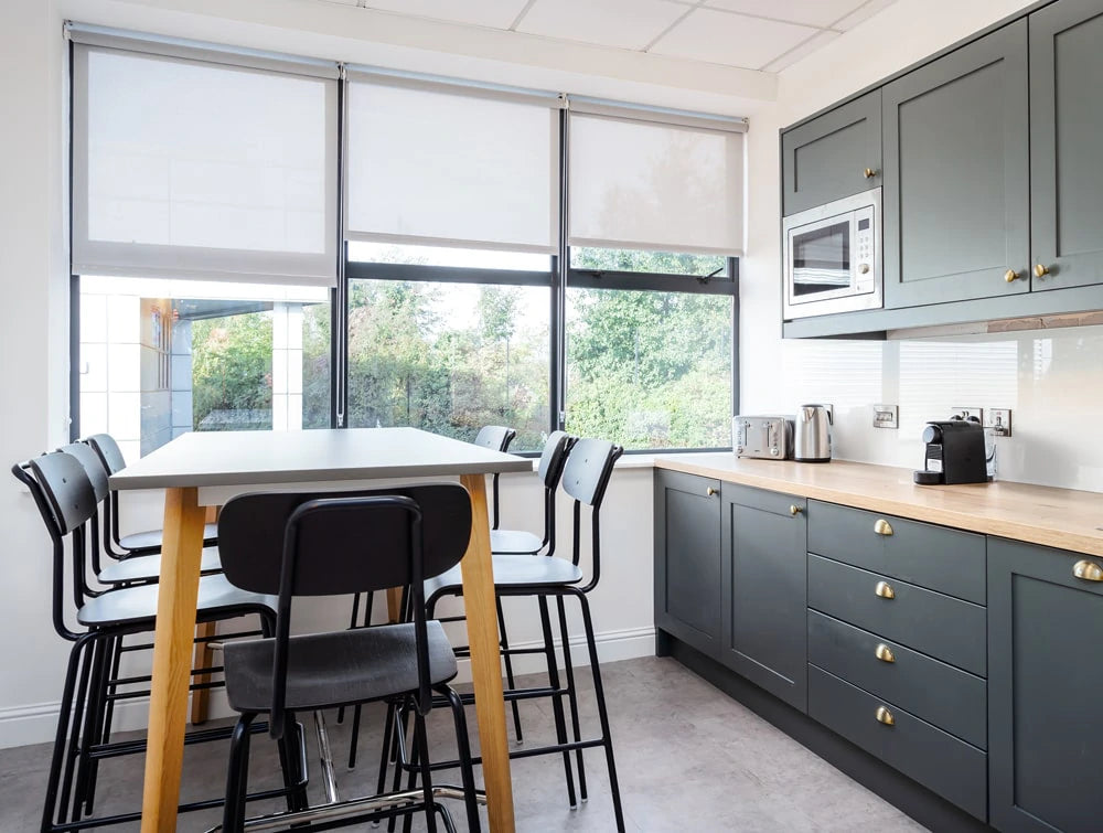 National Technologies Office Canteen High Poseur Table With Black Stools