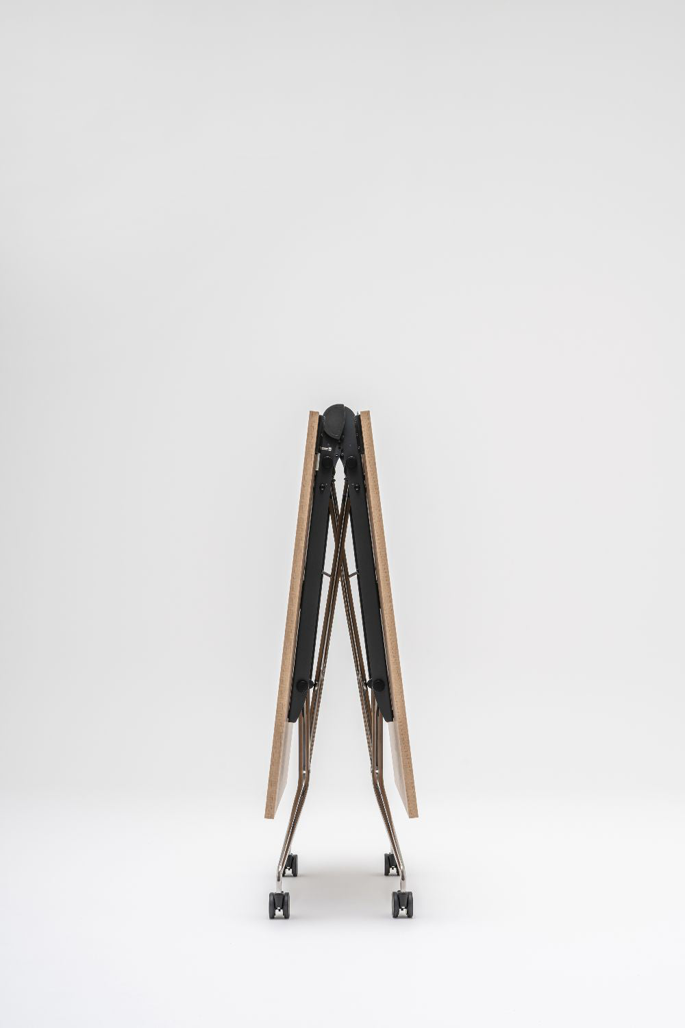 Plica Rectangular Folding Table on Castors 4