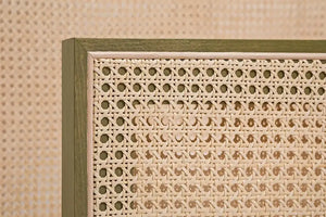 Solo T Rattan Desk Screen Top Corner Detail