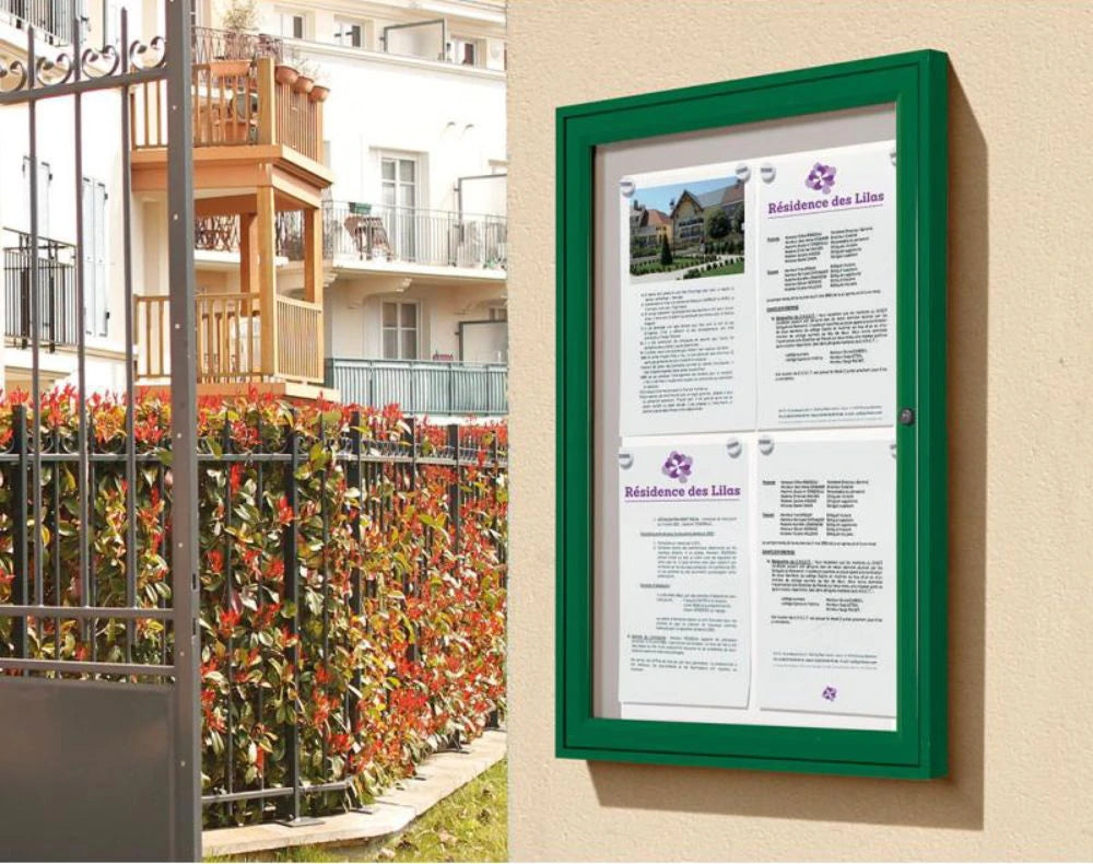 Traditional Outdoor Notice Door 5 in Outdoor Setting