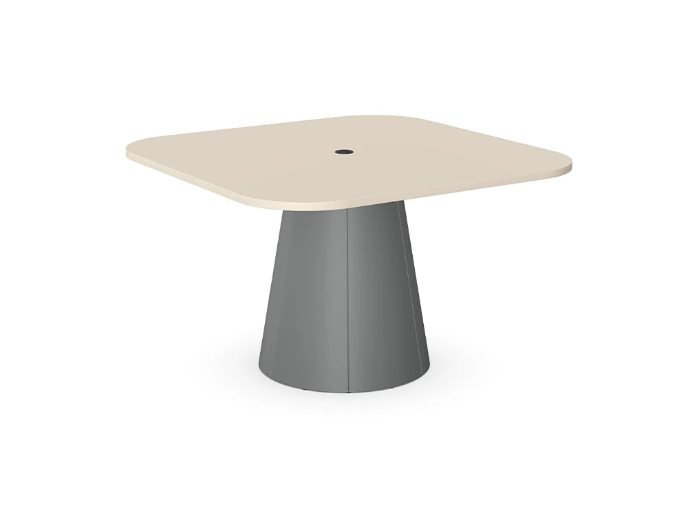 Ws.D Kontera Dining Table
